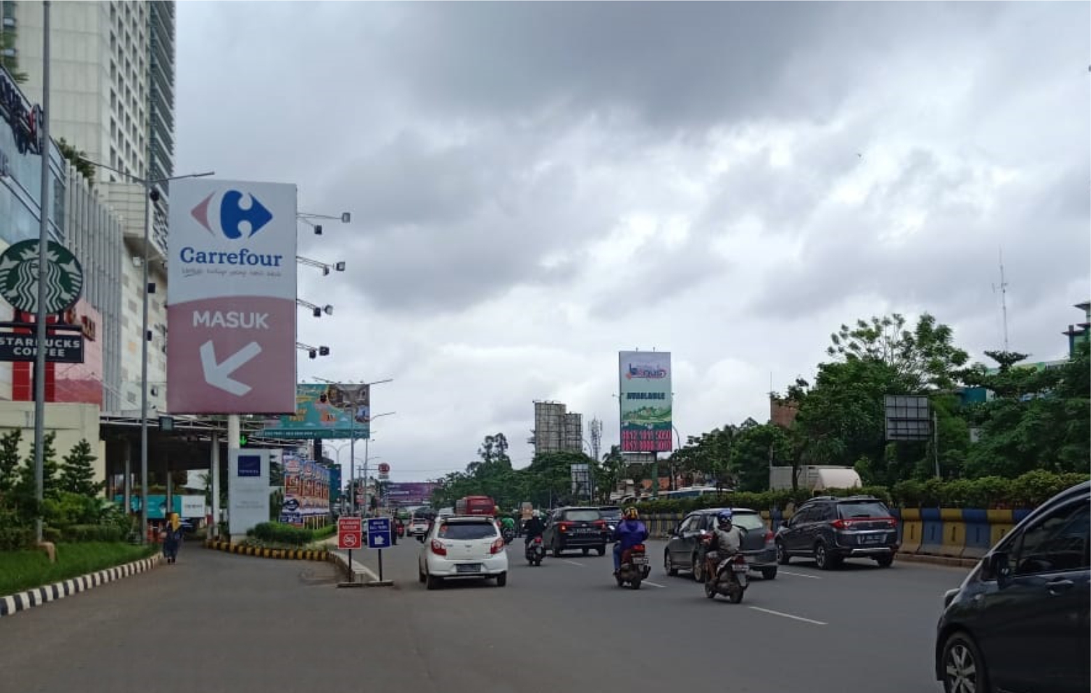Jl. Jendral Sudirman (Depan Mall Tangcity)